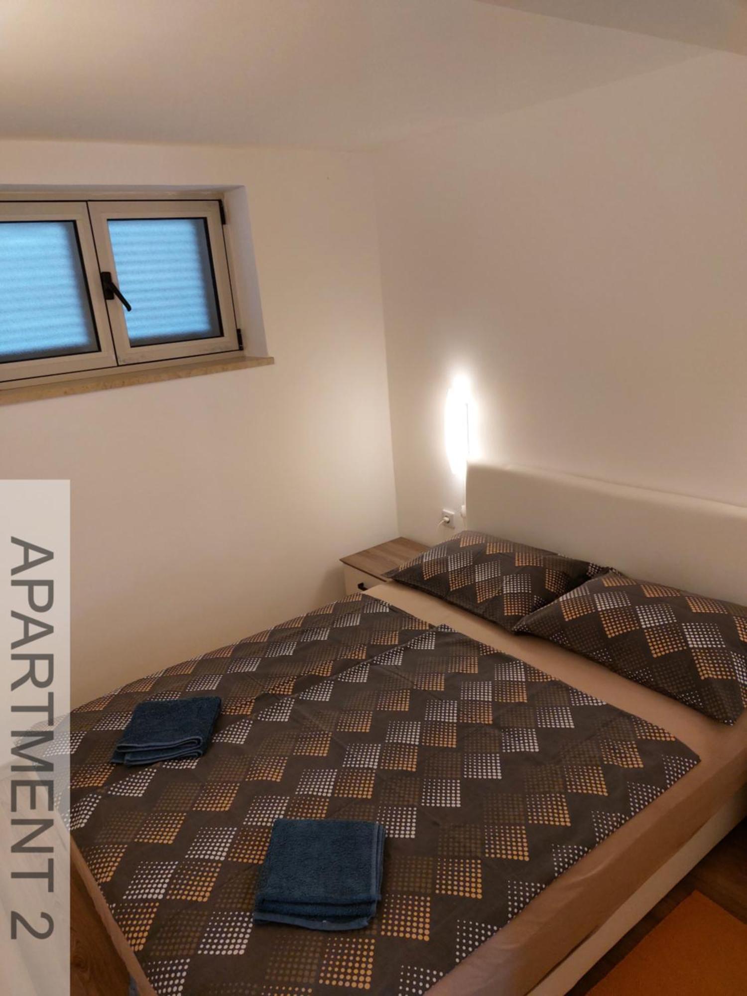 Apartmani Denis สตาราบัชกา ภายนอก รูปภาพ